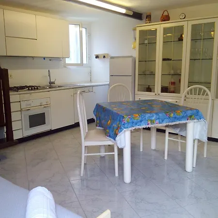 Little Sweet House2 * Sanremo